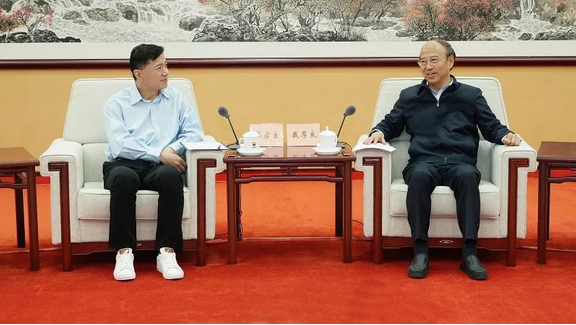 戴厚良会见百度创始人李彦宏